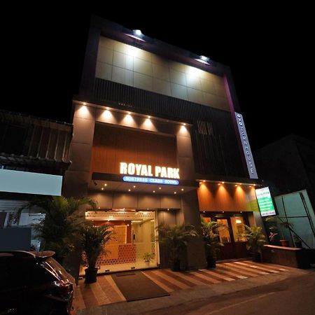 Collection O Mount Road Rich Mount Near Marina Beach Hotel Chennai Bagian luar foto