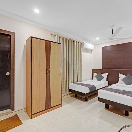 Collection O Mount Road Rich Mount Near Marina Beach Hotel Chennai Bagian luar foto