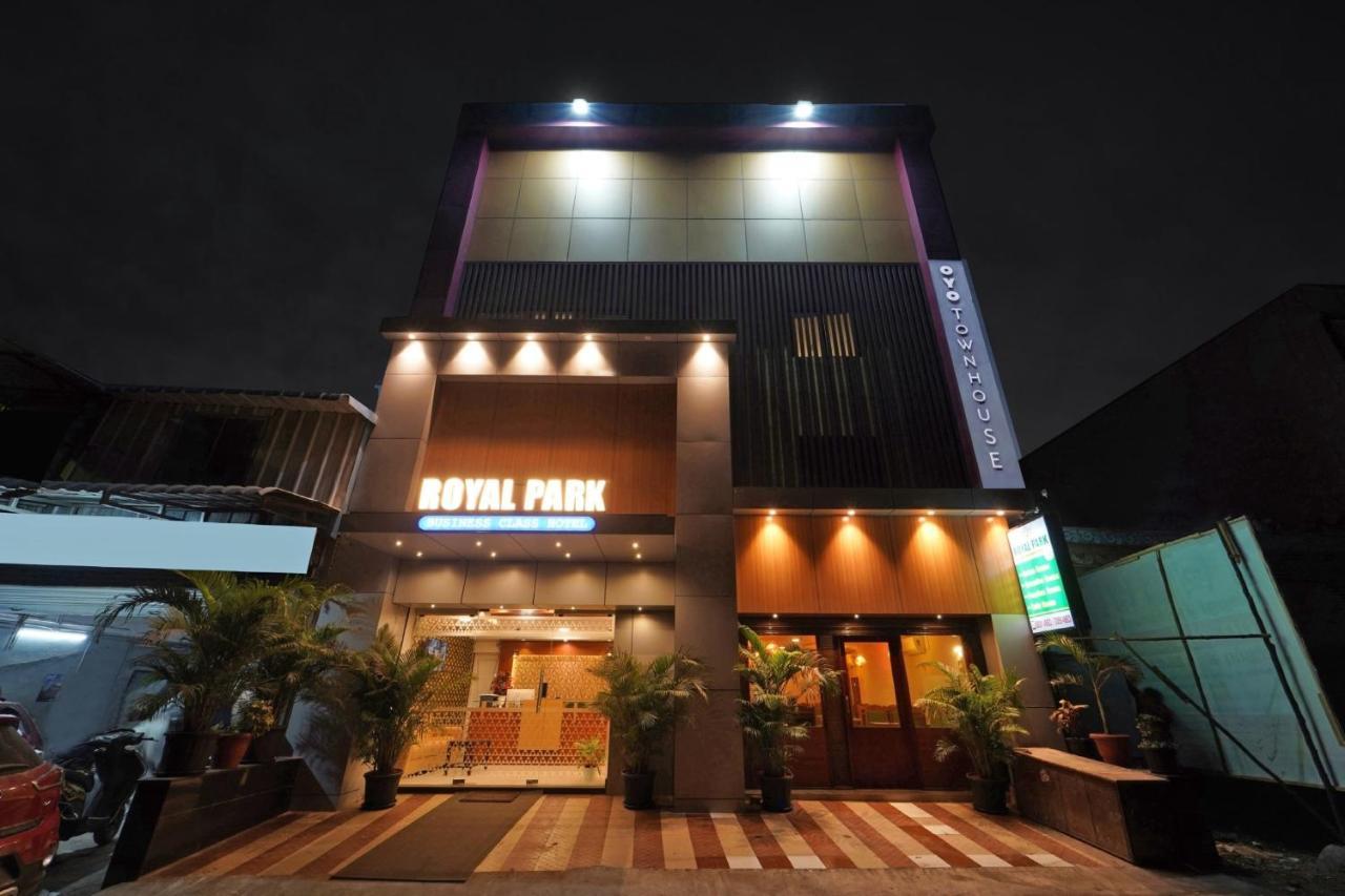 Collection O Mount Road Rich Mount Near Marina Beach Hotel Chennai Bagian luar foto