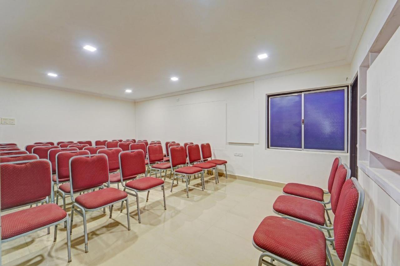 Collection O Mount Road Rich Mount Near Marina Beach Hotel Chennai Bagian luar foto